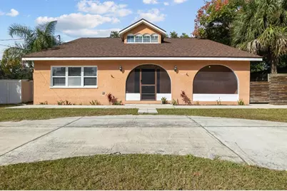 9602 N 46th Street, Tampa, FL 33617 - Photo 1