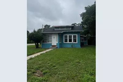 711 Avenue E NE  Winter, Winter Haven, FL 33881 - Photo 1
