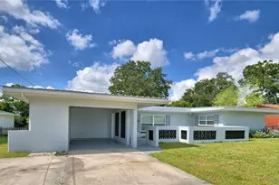 285 17th St, Winter Haven, FL 33881 - Photo 1