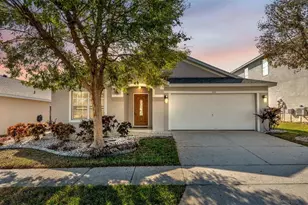 333 Castlemain Cir, Davenport, FL 33897 - Photo 1