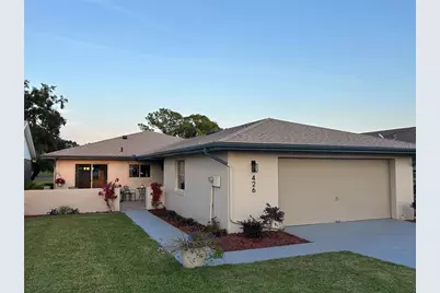 426 Gleneagles Court, Winter Haven, FL 33884 - Photo 1
