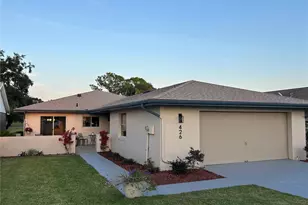 426 Gleneagles Ct, Winter Haven, FL 33884 - Photo 1