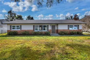 2600 Pamela Dr, Winter Haven, FL 33884 - Photo 1