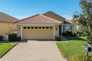 332 Niblick Cir, Winter Haven, FL 33881 - Photo 1