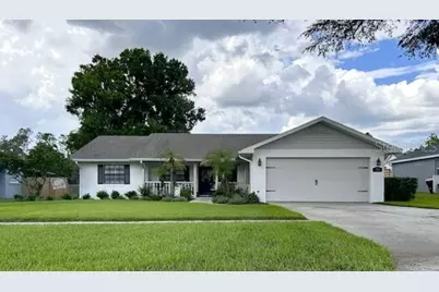 334 Palmview Circle N, Auburndale, FL 33823 - Photo 1