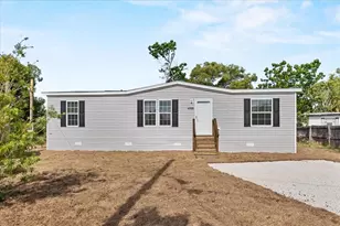 1909 Pleasure Dr, Holiday, FL 34691 - Photo 1
