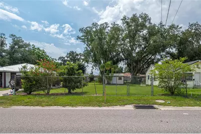 114 8th St, Winter Haven, FL 33880 - Photo 1