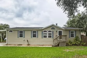 3876 Pioneer Trails Dr, Lakeland, FL 33810 - Photo 1