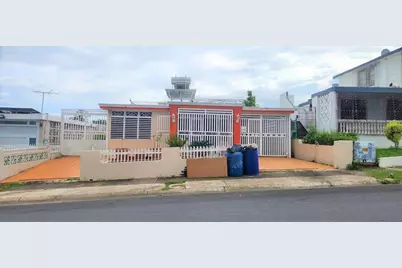 Urb. Riverview E Calle 7 Blq. E No. 12 Avenue E, Bayamon, PR 00957 - Photo 1