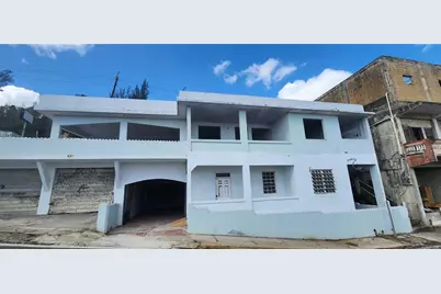 Calle Ledesma #81 Barrio Obrero, Arecibo, PR 00612 - Photo 1