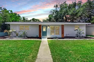 636 41st Ave NE, Saint Petersburg, FL 33703 - Photo 1