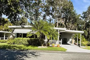 208 Palo Verde Dr, Leesburg, FL 34748 - Photo 1