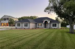 1378 E Lakeshore Blvd, Kissimmee, FL 34744 - Photo 1