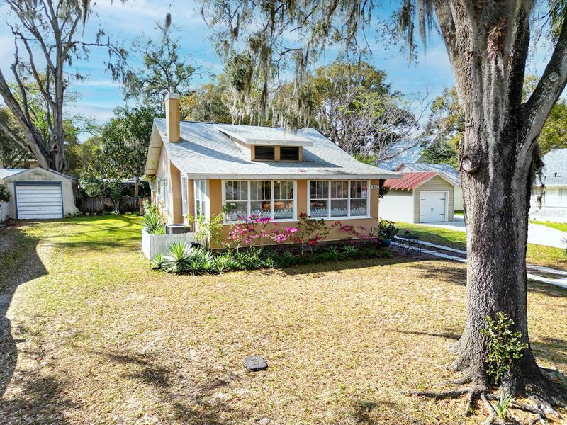 427 N Simpson St, Mount Dora, FL 32757 MLS S5081141 Coldwell Banker