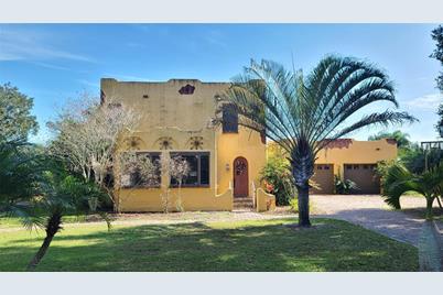 209 Oregon Avenue, Saint Cloud, FL 34769 - Photo 1