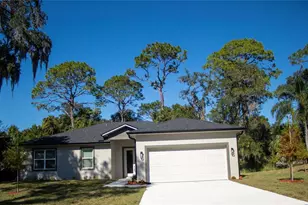 2531 Buena Vista Dr, Deland, FL 32724 - Photo 1