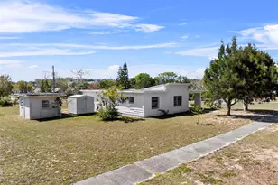 425 S 12th St, Lake Wales, FL 33853 - Photo 1