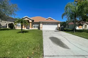 568 Finch Ct, Poinciana, FL 34759 - Photo 1