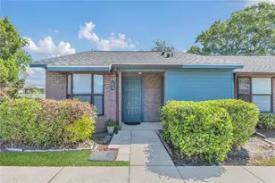 2435 King Oak Ln, Saint Cloud, FL 34769 - Photo 1