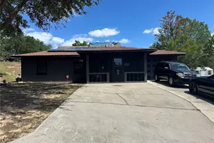 718 Greenbrough Dr, Lake Wales, FL 33853 - Photo 1