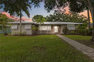 612 Lakeshore Blvd, Kissimmee, FL 34744 - Photo 1