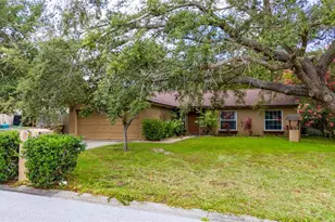 11649 Crescent Pines Blvd, Clermont, FL 34711 - Photo 1