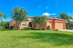 271 Indian Wells Ave, Poinciana, FL 34759 - Photo 1