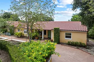 1121 Sunset Dr, Lake Wales, FL 33853 - Photo 1