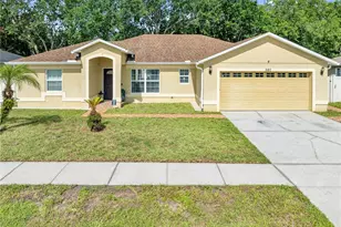 580 Oak Branch Cir, Kissimmee, FL 34758 - Photo 1