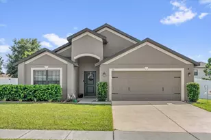 591 Siesta Key Ave, Tavares, FL 32778 - Photo 1
