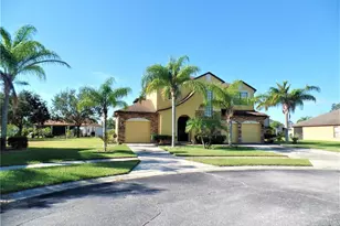 3240 Pineapple Isle Dr, Kissimmee, FL 34746 - Photo 1