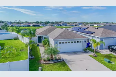 4749 Glencrest Loop, Saint Cloud, FL 34772 - Photo 1