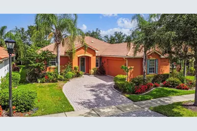 93 Auburn Drive, Poinciana, FL 34759 - Photo 1