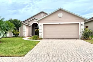 207 Cambridge Ave, Davenport, FL 33896 - Photo 1