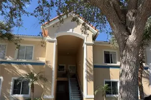 521 Villa Del Sol Cir, Orlando, FL 32824 - Photo 1