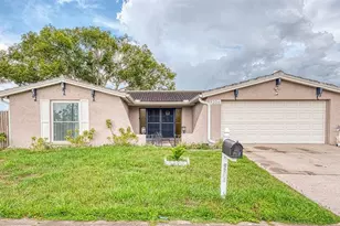 9206 Gray Fox Ln, Port Richey, FL 34668 - Photo 1