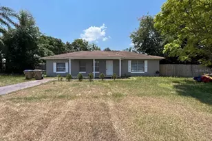 517 Floral Dr, Kissimmee, FL 34743 - Photo 1