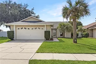 5204 Lonesome Dove Dr, Kissimmee, FL 34746 - Photo 1