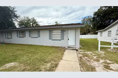 207 W Mill Street, Wildwood, FL 34785 - Photo 1