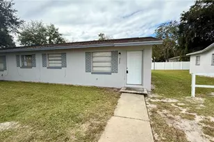 207 W Mill St, Wildwood, FL 34785 - Photo 1