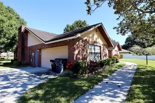 202 Crystal Ct, Winter Haven, FL 33880 - Photo 1