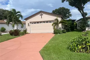 1829 Nicaragua Way NE, Winter Haven, FL 33881 - Photo 1