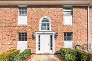 4212 Lake Underhill Rd, Orlando, FL 32803 - Photo 1