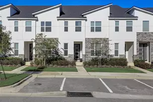 1842 Tropical Palms Cir, Kissimmee, FL 34747 - Photo 1