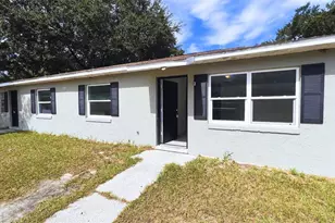 1704 Birchwood Cir, Leesburg, FL 34748 - Photo 1