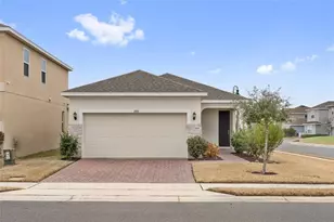 1686 Swan Swim Dr, Davenport, FL 33837 - Photo 1