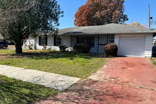 1662 Cresthaven Ave, Orlando, FL 32811 - Photo 1