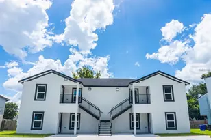 1725 Crystal Grove Dr, Lakeland, FL 33801 - Photo 1