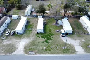 728 N Chestnut Rd, Lakeland, FL 33815 - Photo 1