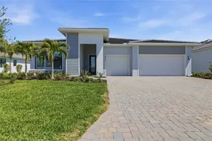 5011 Stoney Pt Gln, Lakewood Ranch, FL 34211 - Photo 1